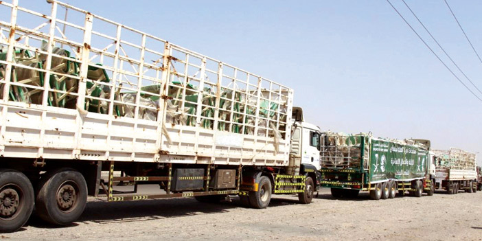  وصول قافلة المساعدات التعليمية