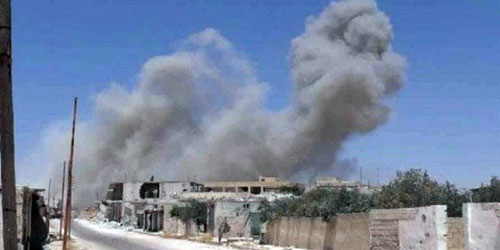 مقتل 8 مدنيين جراء قصف طائرات النظام السوري على ريفي إدلب وحماة 