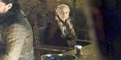 كوب «ستاربكس» في مشهد من مسلسل «Game of Thrones» 