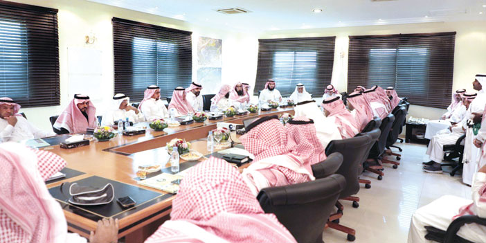 بلدي الرياض يقف على واقع الخدمات بأحياء بلدية نمار 