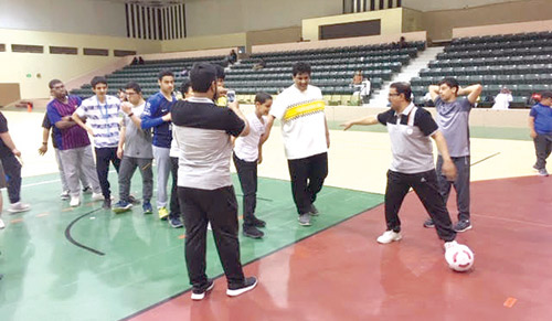  جانب من برامج الشباب