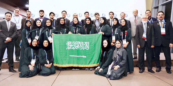  لقطة جماعية للوفد السعودي المشارك
