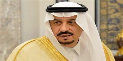 أمير منطقة الرياض يؤدي صلاة العيد 