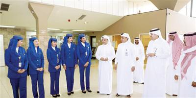 «السعودية» تعايد ضيوفها على متن رحلاتها وفي المطارات 