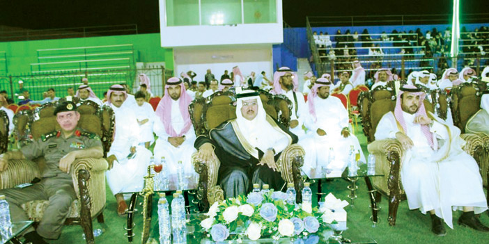  محافظ المزاحمية خلال رعايته الحفل