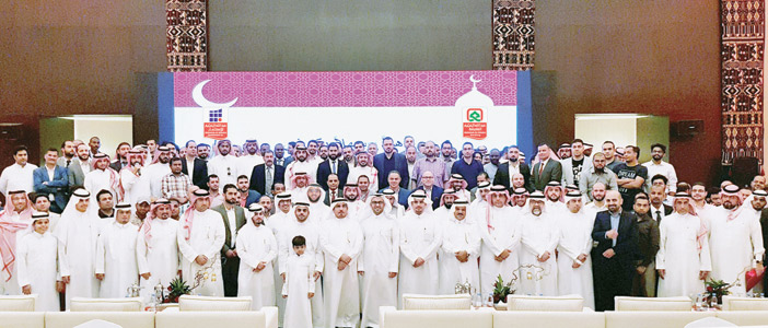  صورة جماعية خلال حفل معايدة شركات العثيم