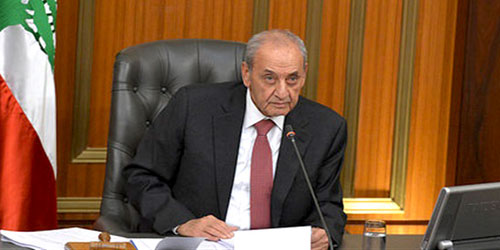 رئيس البرلمان اللبناني يطالب الحكومة بإعلان «طوارئ اقتصادية» 
