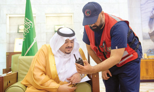 أمير منطقة الرياض بالنيابة يدشِّن مركزي إسعاف حي الخليج وحي النهضة بالرياض 