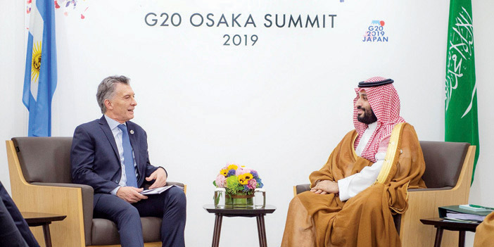 ولي العهد يبحث تطوير علاقات التعاون مع الرئيس الأرجنتيني 