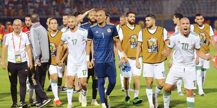  الجزائر الأقوى إلى ربع النهائي الإفريقي