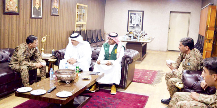  جانب من الزيارة