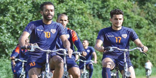  لاعبو الفيحاء بالدراجات