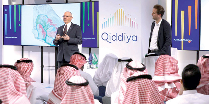  الرئيس التنفيذي ورئيس المجلس الاستشاري لشركة القدية خلال المؤتمر