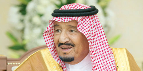 خادم الحرمين يوجه باستضافة 2000 حاج وحاجة من أسر شهداء الجيش الوطني اليمني والمقاومة الشعبية 