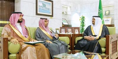 أمير منطقة الرياض بالنيابة يستقبل أعضاء مبادرة «سعي» 