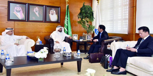 رئيس غرفة الشرقية يبحث مع السفير الفيتنامي تعزيز التعاون الاقتصادي 