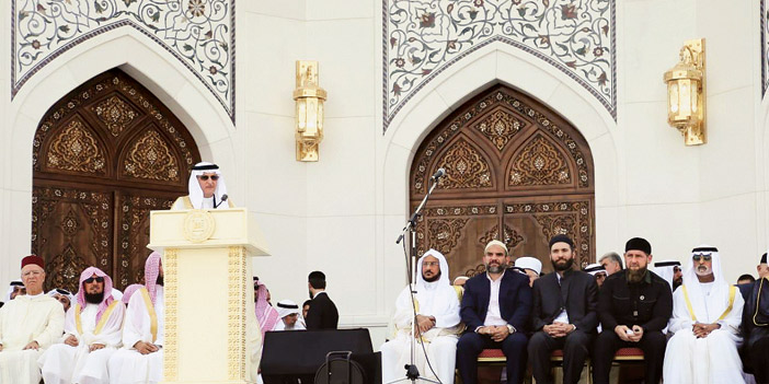  د. العثيمين يلقي كلمته خلال الافتتاح