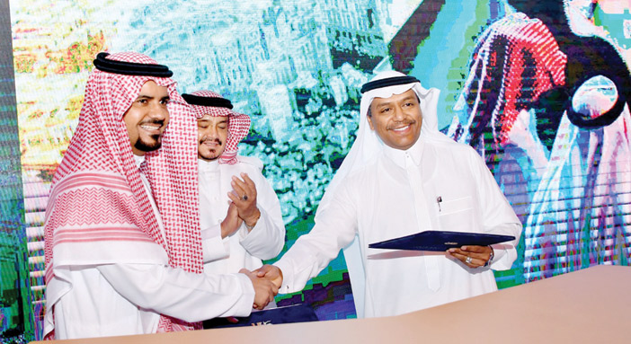 ملتقى ومعرض العمرة يؤكد أهمية الارتقاء بالخدمات المقدمة لضيوف الرحمن 