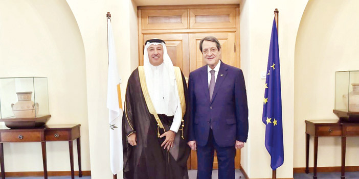 سفير خادم الحرمين يقدم أوراق اعتماده للرئيس القبرصي 