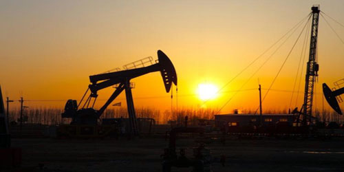 النفط يستقر وسط آمال بانتهاء الأزمة التجارية بين أمريكا والصين 