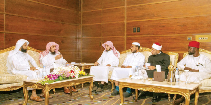 اجتماع تحضيري للجنة تحكيم مسابقة الملك عبدالعزيز الدولية لحفظ القرآن 