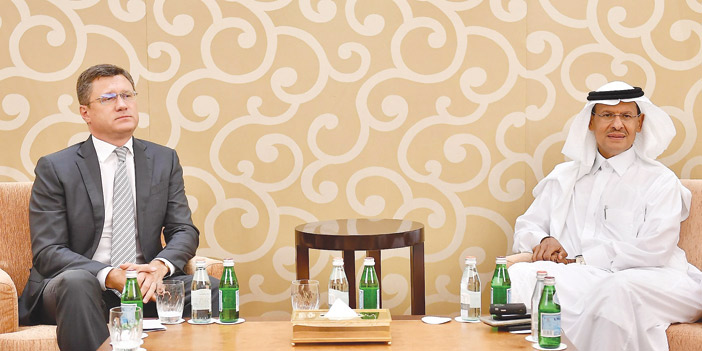  الأمير عبدالعزيز بن سلمان مع وزير الطاقة الروسي