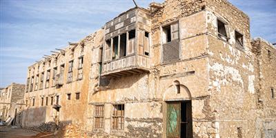 «رواشين» الوجه.. قيمة تاريخية وحرفية 