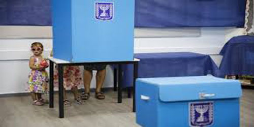 وسائل الإعلام تشير إلى تعادل نتنياهو وغانتس في نتائج الانتخابات الإسرائيلية 