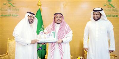 الأمير فيصل بن مشعل يزور صحة القصيم بعد تحقيقها بطاقة الأداء على مستوى المملكة 