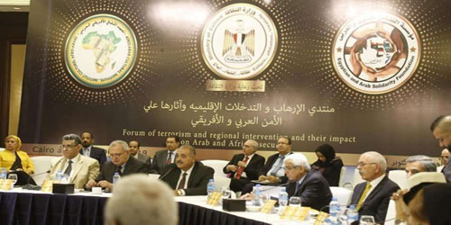 سياسيون ودبلوماسيون عرب: دول إقليمية مجاورة تدعم ميليشيات إرهابية لزعزعة استقرار المنطقة 