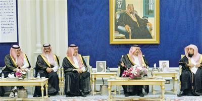 الأمير فيصل بن بندر ينوِّه بالتطور التقني الذي تتميز به وزارة العدل 