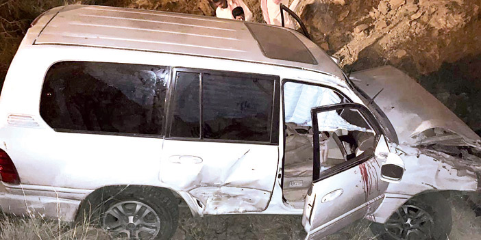 «مدني الطائف»: إنقاذ مواطن سقطت مركبته بمنحدر الشفا 