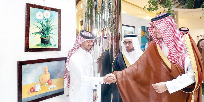  نائب أمير المنطقة الشرقية خلال تدشينه المراكز