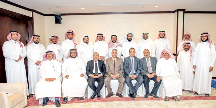  لقطة جماعية في ختام الورشة