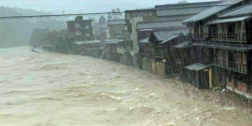 مقتل 11 شخصاً على الأقل جراء إعصار هاغيبيس باليابان 
