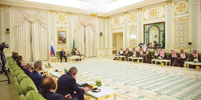 عقد جلسة مباحثات مع بوتين وترأسا الاجتماع الأول للجنة الاقتصادية السعودية - الروسية 