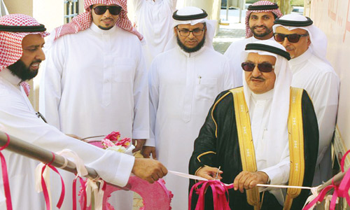  رئيس مركز جلاجل يدشن الحملة