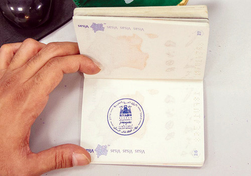 الجوازات: «أسفرت وأنورت» 