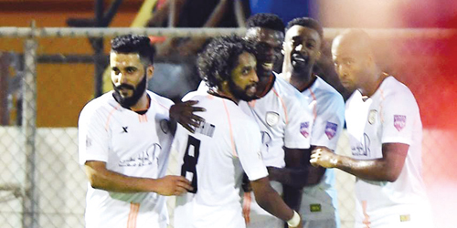 الشباب يتغلب على شباب الأردن بقذيفة معاذ 