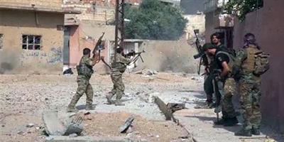 إصابة ثلاثة مدنيين وصحفي في اشتباكات بمنطقة أبو رأسين (زركان) السورية 