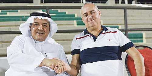  الأمير منصور بن مشعل ووالد اللاعب بلايلي