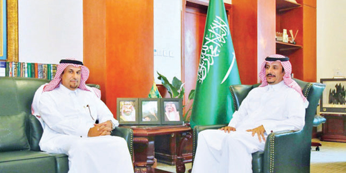  سمو محافظ المجمعة يستقبل مدير الجامعة