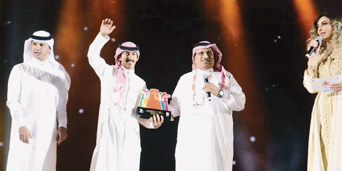 عبدالله القحطاني: الأمسيات الشعرية تُشبع الذوق بحضور لافت 