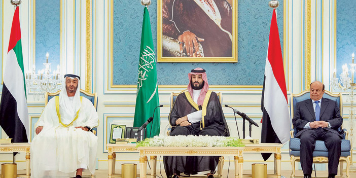  ولي العهد والرئيس اليمني وولي عهد أبو ظبي خلال حضورهم توقيع الاتفاقية