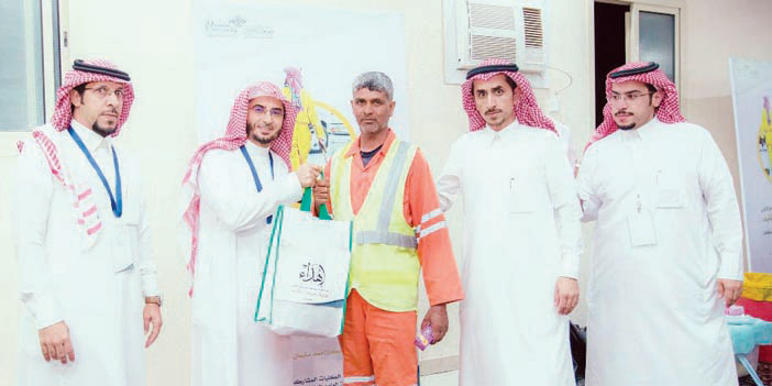  لقطة من الحملة