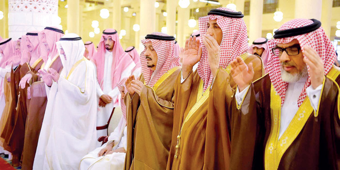  أداء الصلاة على الأمير تركي بن عبدالله بن سعود