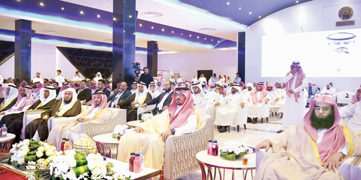  الأمير سعود في الحفل