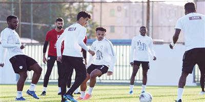 جمال بالعمري يغيب عن تدريبات الشباب قبل مواجهة الفيحاء 