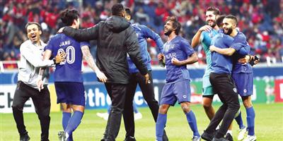 أمير منطقة الرياض يهنئ رئيس هيئة الرياضة والهلاليين باللقب الآسيوي 