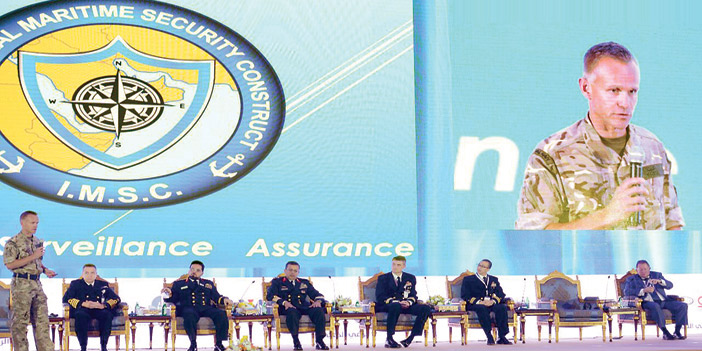  المتحدثون خلال الجلسات